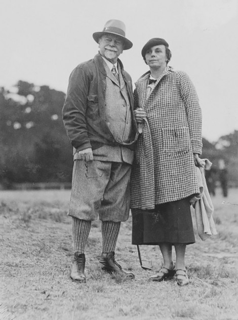 WH Crocker with Countess de Brearem 1937
